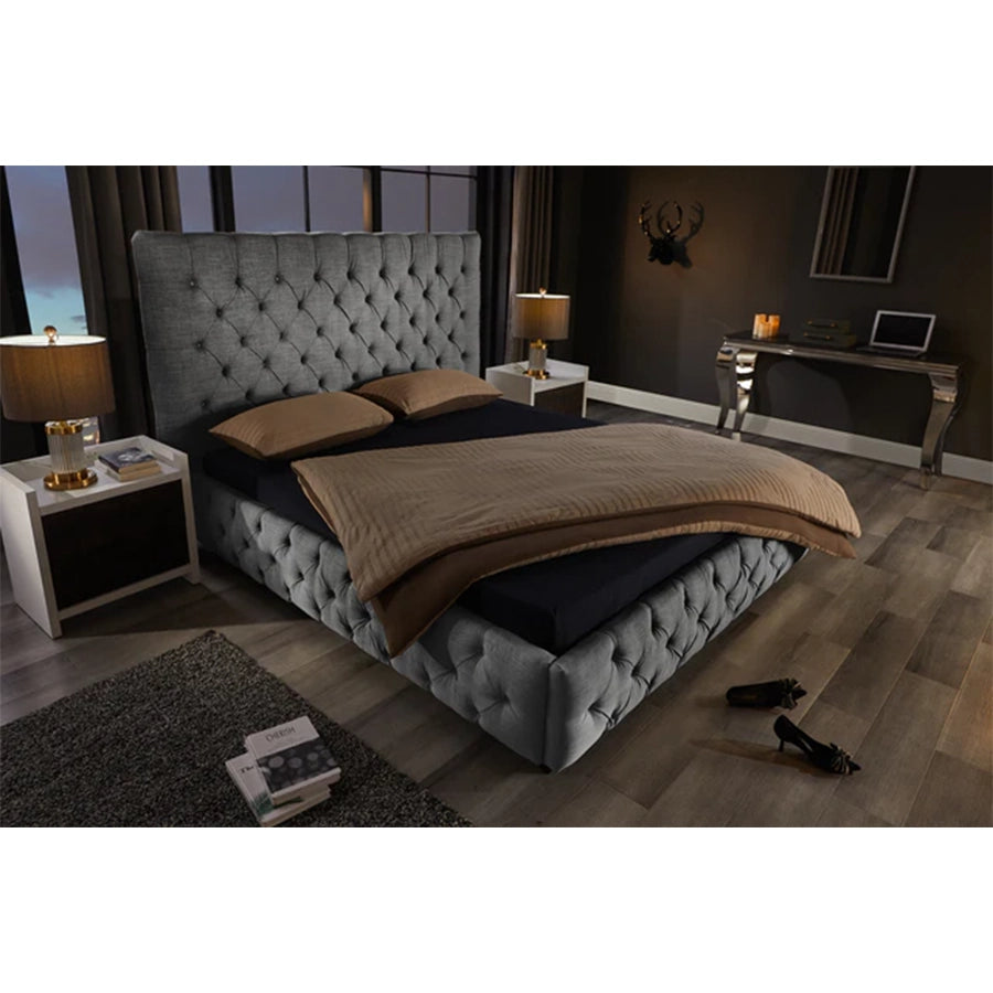 Cadru pat gri din tesatura 180 x 200 Chesterfield Paris