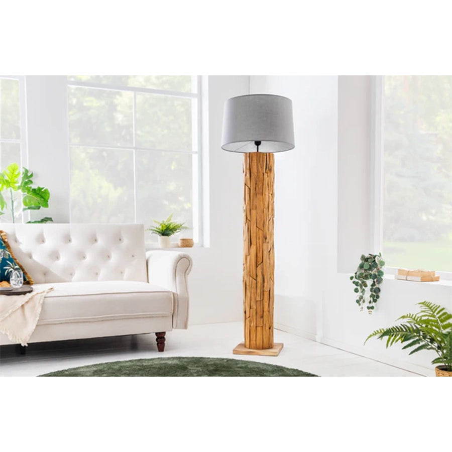 Lampadar maro din lemn Roots II