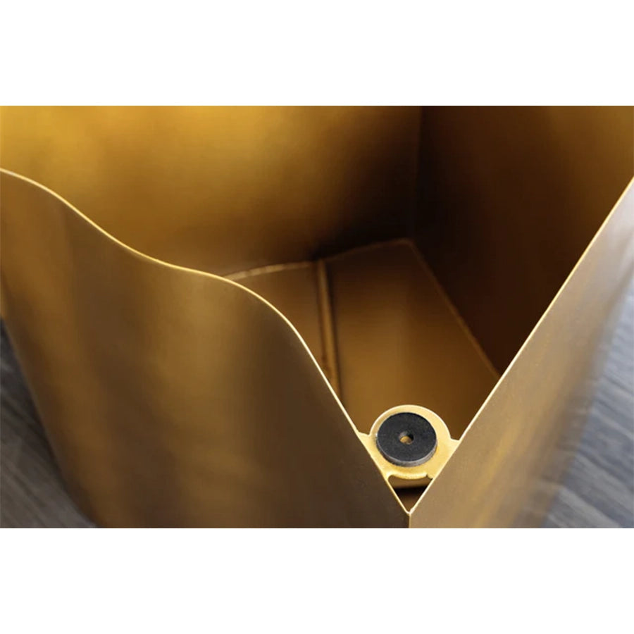 Masuta gold din fier Orient Invicta Interior