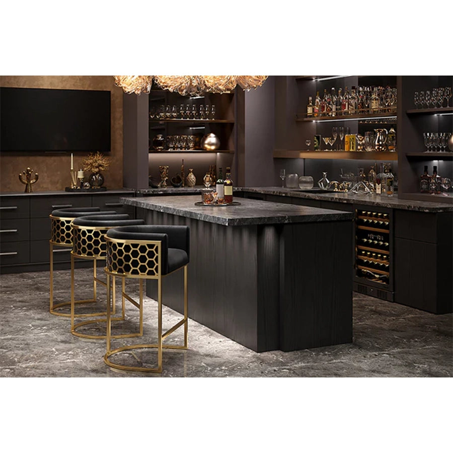 Scaun bar negru gold din catifea Elegance