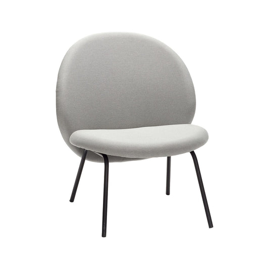 Scaun lounge gri cu tapițerie textilă, spătar rotund și picioare subțiri metalice negre.