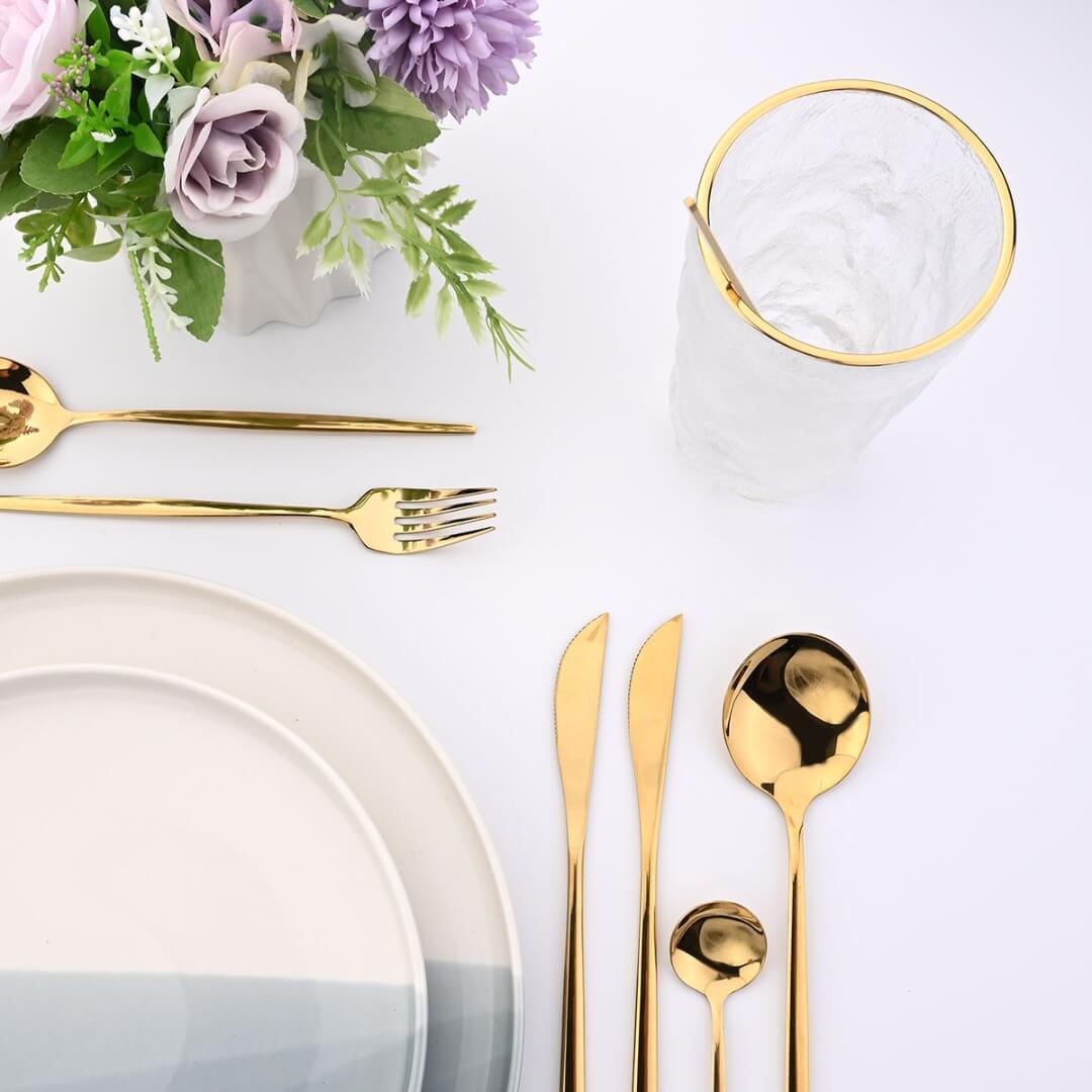 Set de 24 tacamuri gold Contempo Poetic3